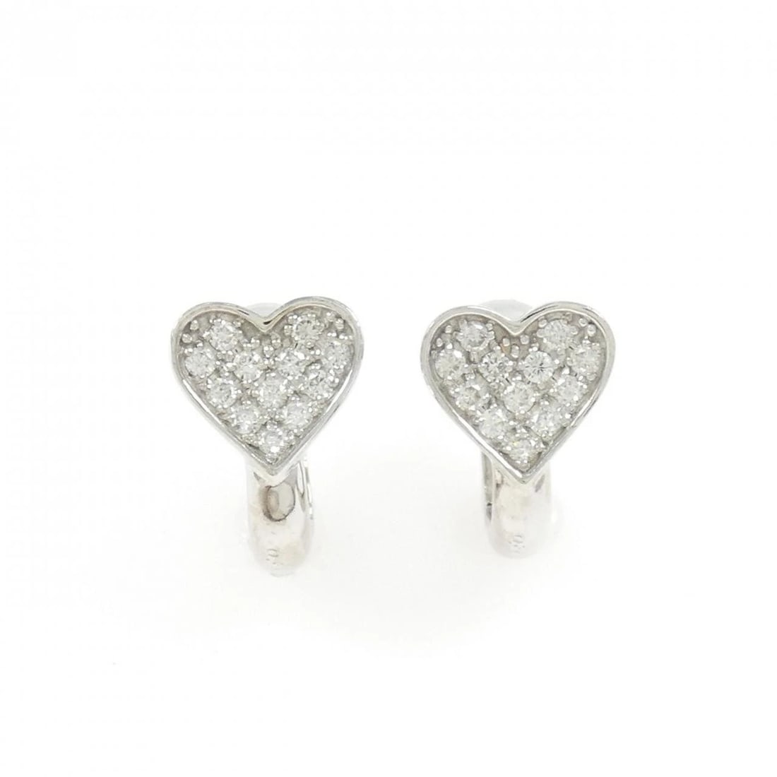 K18WG HEART DIAMOND EARRINGS: K18WG Heart Diamond Earrings Brand: Unbranded Type: Diamond Pierce/Earring Material: K18 white gold, Main Stone/Creation Natural Color: White Gold Size: Approx. height x width: 13.2mm x 9.0mm 