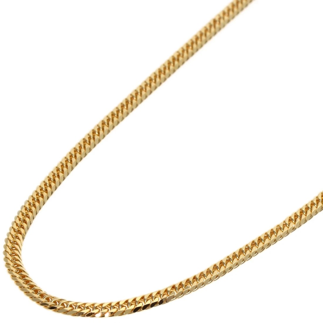 CURB CHAIN KIHEI 6-SIDED W NECKLACE: Curb chain Kihei 6-sided W Necklace Brand: SELECT JEWELRY Type: Necklace Material: K18 Yellow Gold, Color: Gold Size: Chain Length:20.1inch/51cm Chain Width:0.9inch/2.4mm Accessories: None