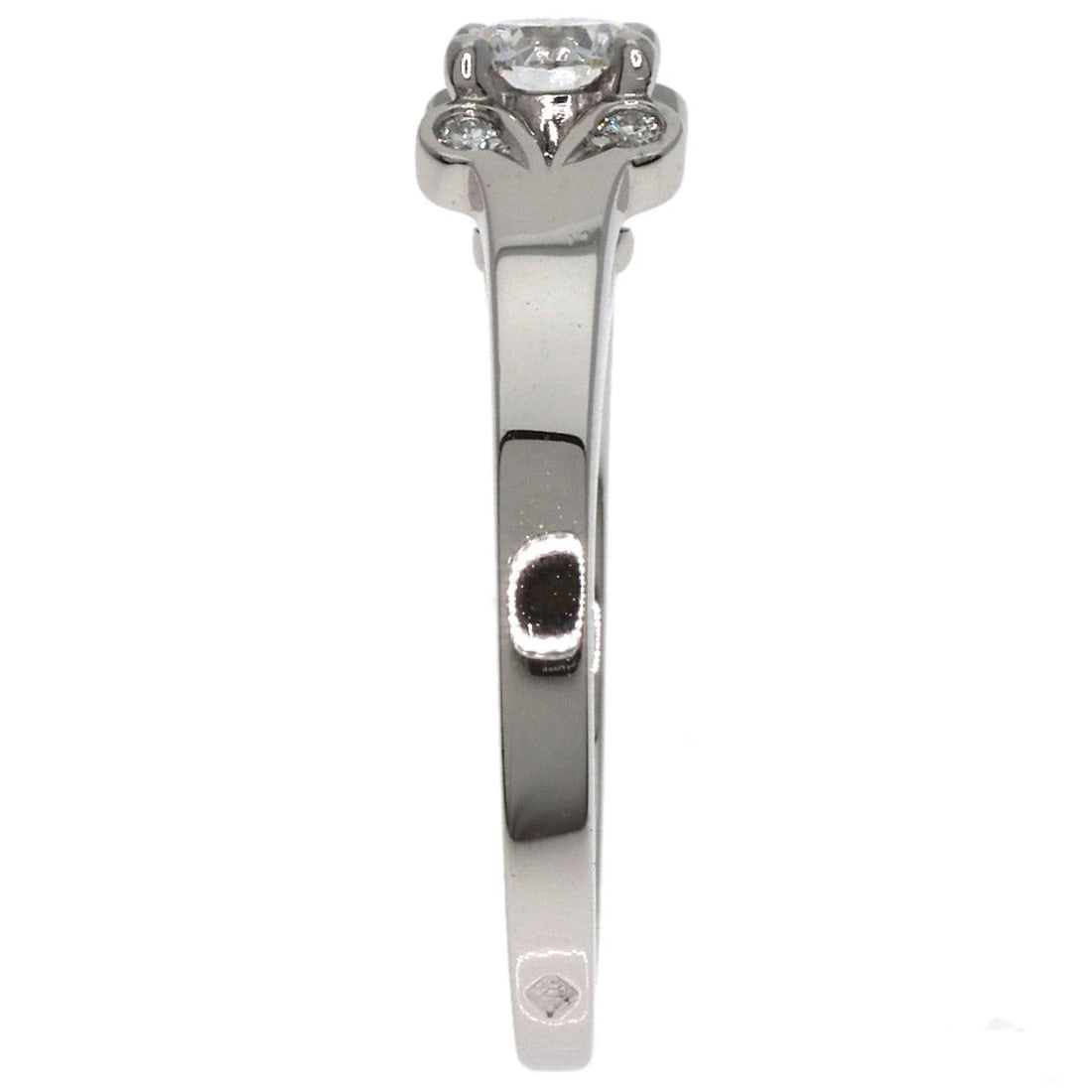 CARTIER BALLERINA DIAMOND RING: CARTIER Ballerina Diamond Ring Brand: CARTIER Type: Ring Material: Platinum PT950, Color: Silver Size: 4.25(US) Accessories: None Accessories Notice: When purchasing pre-owned goods, pleas