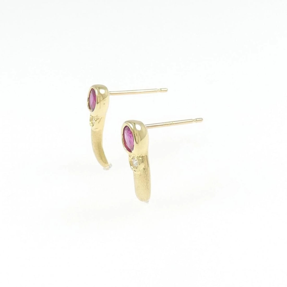 18K YELLOW GOLD RUBY PIERCE - 2