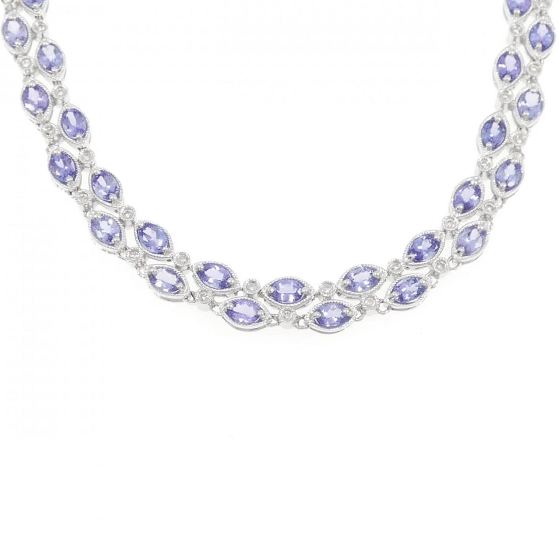 750WG TANZANITE NECKLACE (1 of 4)