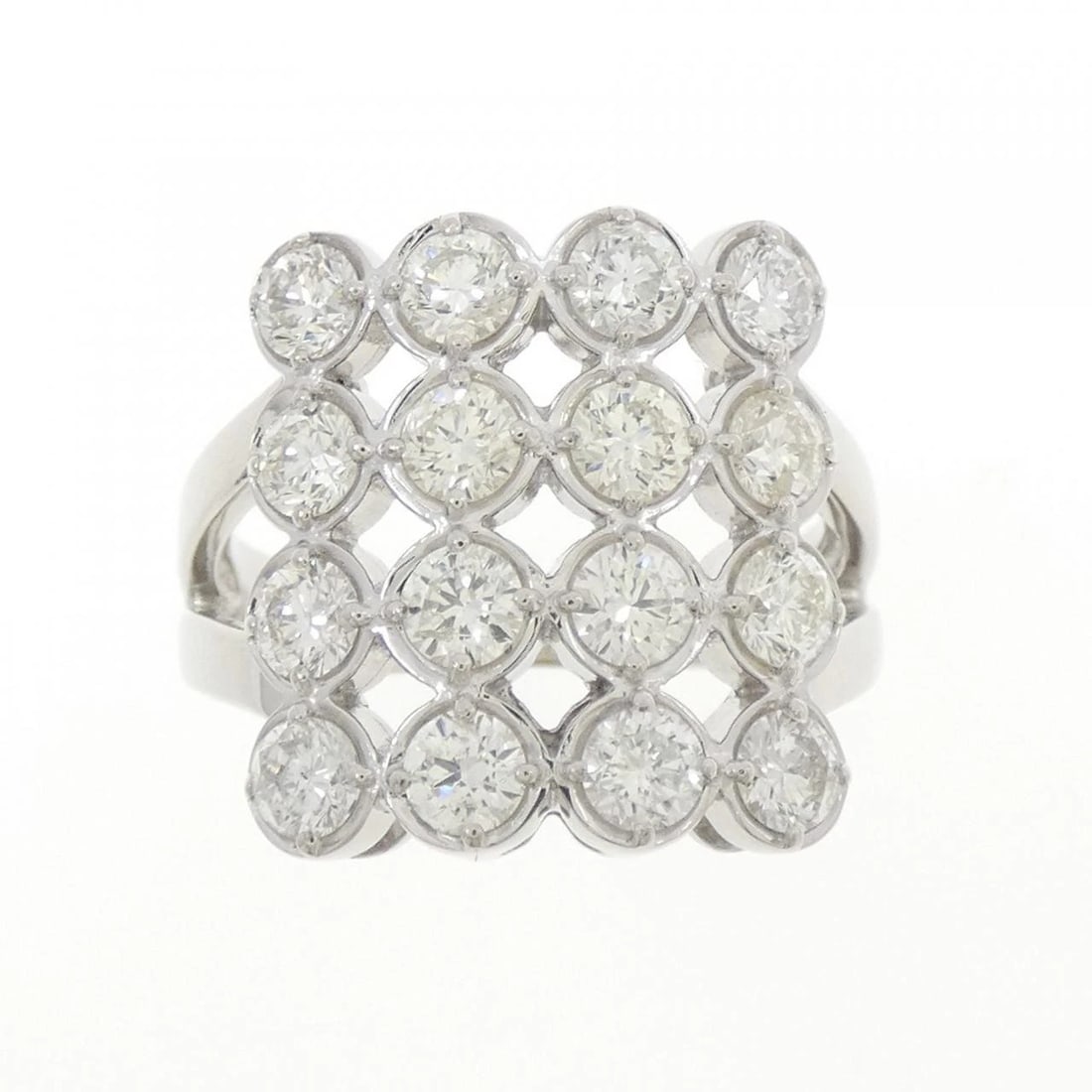 PT DIAMOND RING (1 of 2)