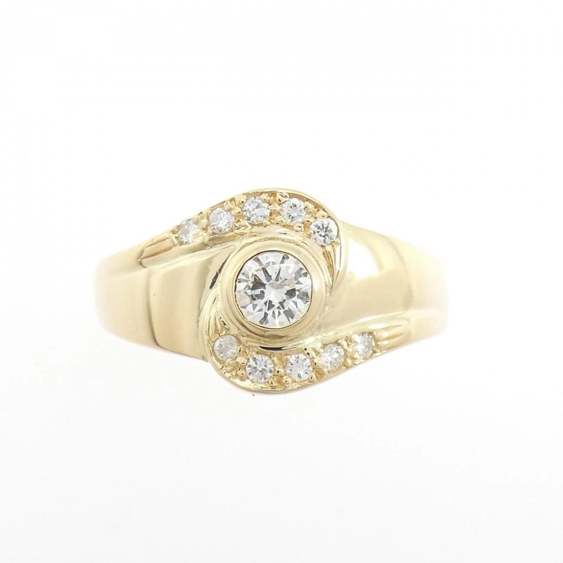 750YG DIAMOND RING: 750YG diamond ring Brand: Unbranded Type: Diamond Ring Material: 750 yellow gold, Main Stone/Creation Natural Color: Yellow Gold Size: US6 1/4 Accessories: None Accessories Notice: When