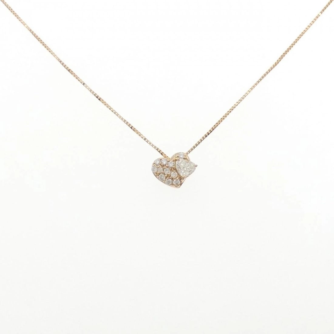 K18PG HEART DIAMOND NECKLACE: K18PG Heart Diamond Necklace Brand: Unbranded Type: Diamond Necklace Material: K18 Pink Gold, Main Stone/Creation Natural Color: Pink Gold Size: 45cmActual Size Pendant length approx. x width