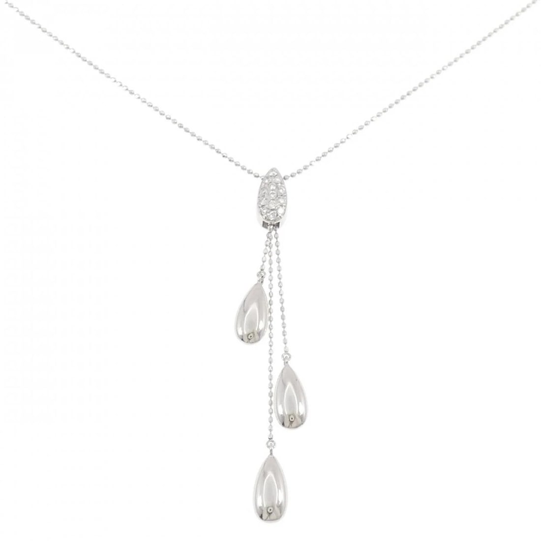 PT900/PT850 DIAMOND NECKLACE: PT900/PT850 Diamond Necklace Brand: Unbranded Type: Diamond Necklace Material: Platinum900/Platinum850, Main Stone/Creation Natural Color: Silver Size: 45cmActual Size Pendant length approx. x