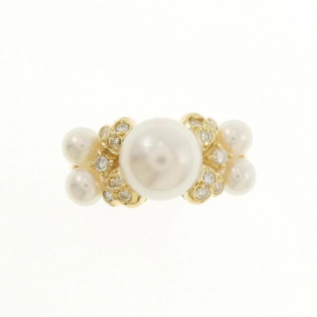 K18YG AKOYA PEARL RING: K18YG Akoya pearl ring Brand: Unbranded Type: Akoya Pearl Ring Material: K18 yellow gold, Main Stone/Creation Akoya Pearl Secondary Stone Natural Color: Yellow Gold Size: US4 1/2 Accessories: