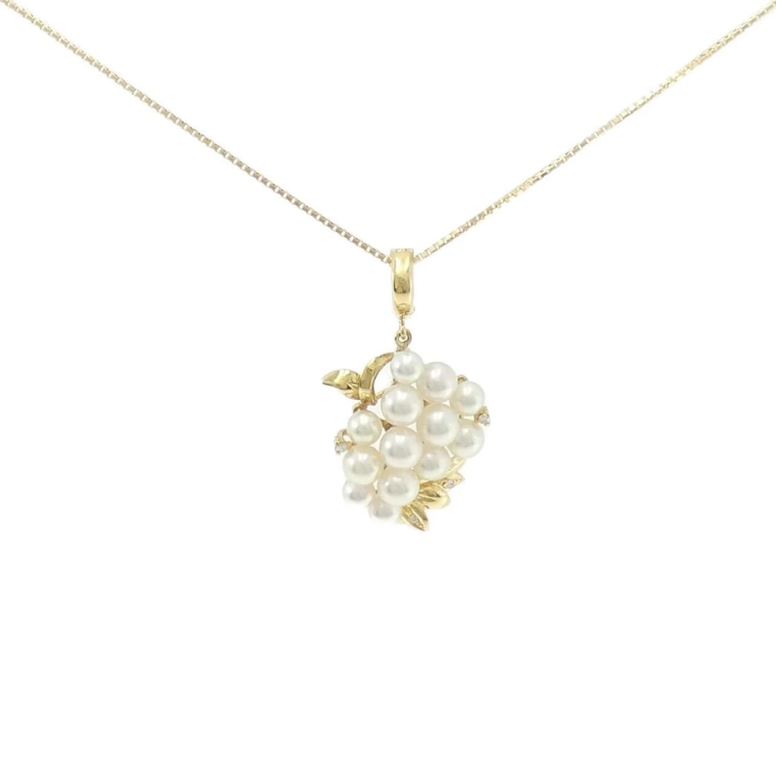 K18YG AKOYA PEARL NECKLACE: K18YG Akoya Pearl Necklace Brand: Unbranded Type: Akoya Pearl Necklace Material: K18 yellow gold, Main Stone/Creation Akoya Pearl Secondary Stone Natural Color: Yellow Gold Size: 45cmActual