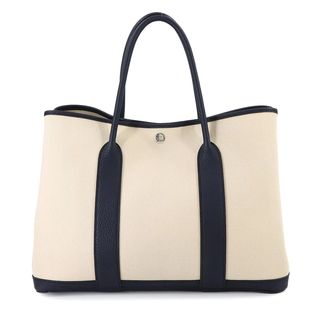 HERMES GARDEN PARTY PM TOTE BAG: HERMES Garden Party PM Tote Bag Brand: HERMES Type: Tote Bag Material: Toile Chevrons , Negonda Color: Craie , Blue indigo Size: W 14.17 inch, H 9.65 inch, D 7.09 inch Accessories: None Ac