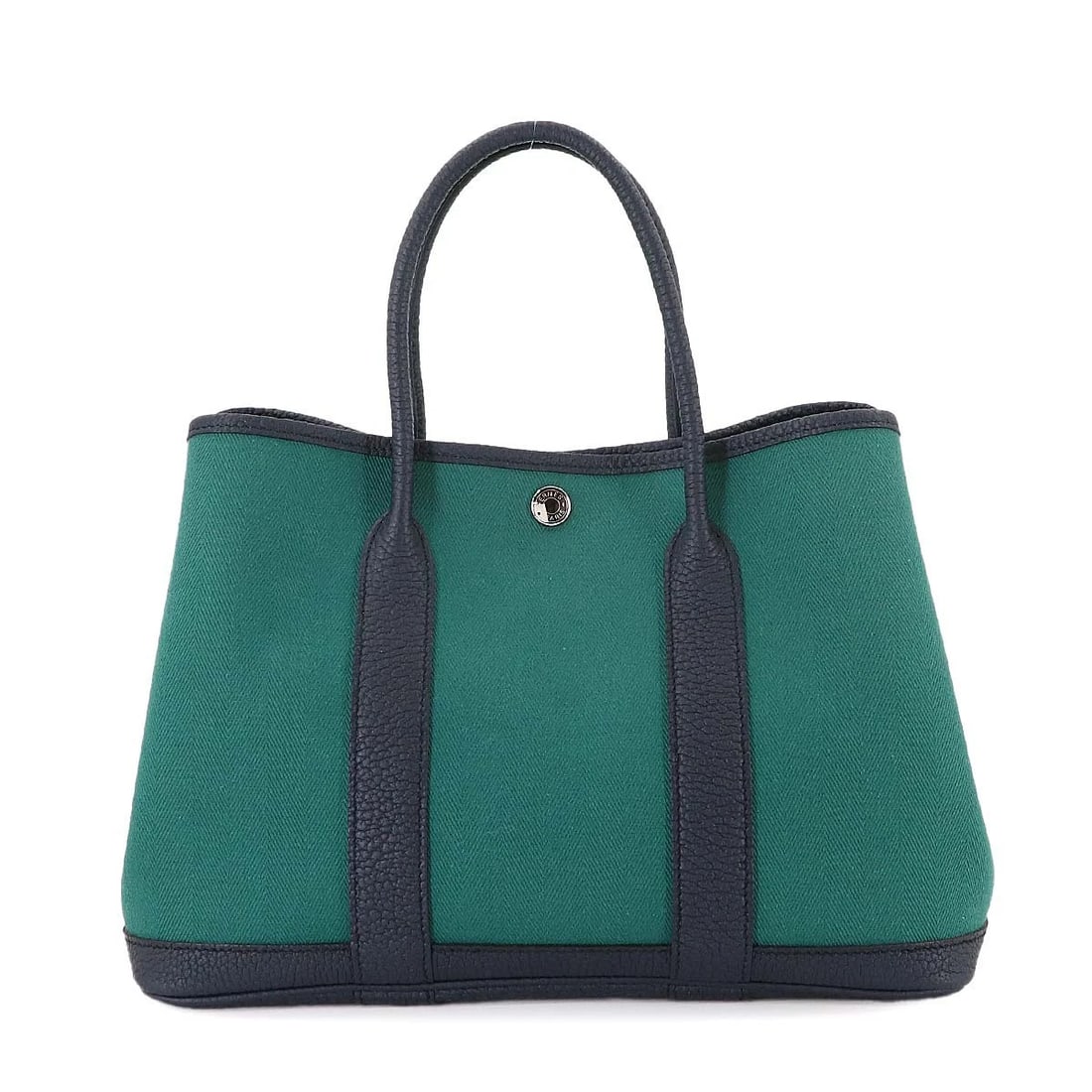 HERMES GARDEN PARTY TPM TOTE BAG: HERMES Garden Party TPM Tote Bag Brand: HERMES Type: Tote Bag Material: Toile Chevron , Negonda Color: Malachite , Blue Indigo Size: W 11.61 inch, H 7.87 inch, D 5.51 inch Accessories: None
