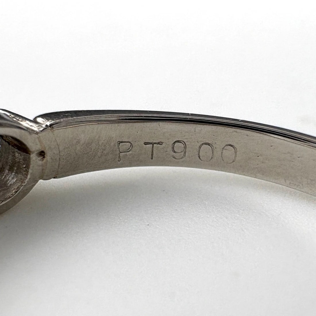 DIAMOND DESIGN RING PLATINUM - 2