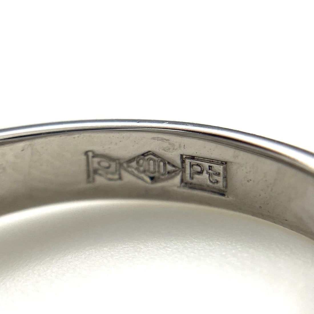 MELEE DIAMOND DESIGN RING PLATINUM - 2