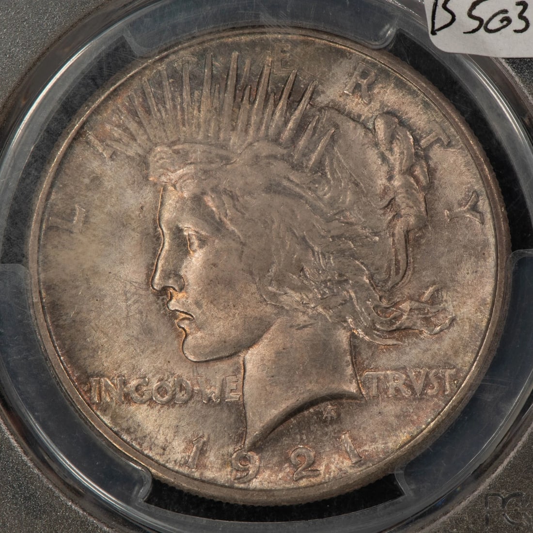 1921 $1 PEACE DOLLAR - BU KEY DATE COLORFUL PATINA: 1921 $1 Peace Dollar - BU Key Date Colorful Patina Brand/Mint: Philadelphia Year: 1921 Fineness: 0.9 Country of Origin: United States Accessories: None Accessories Notice: When purchasing pre-owne