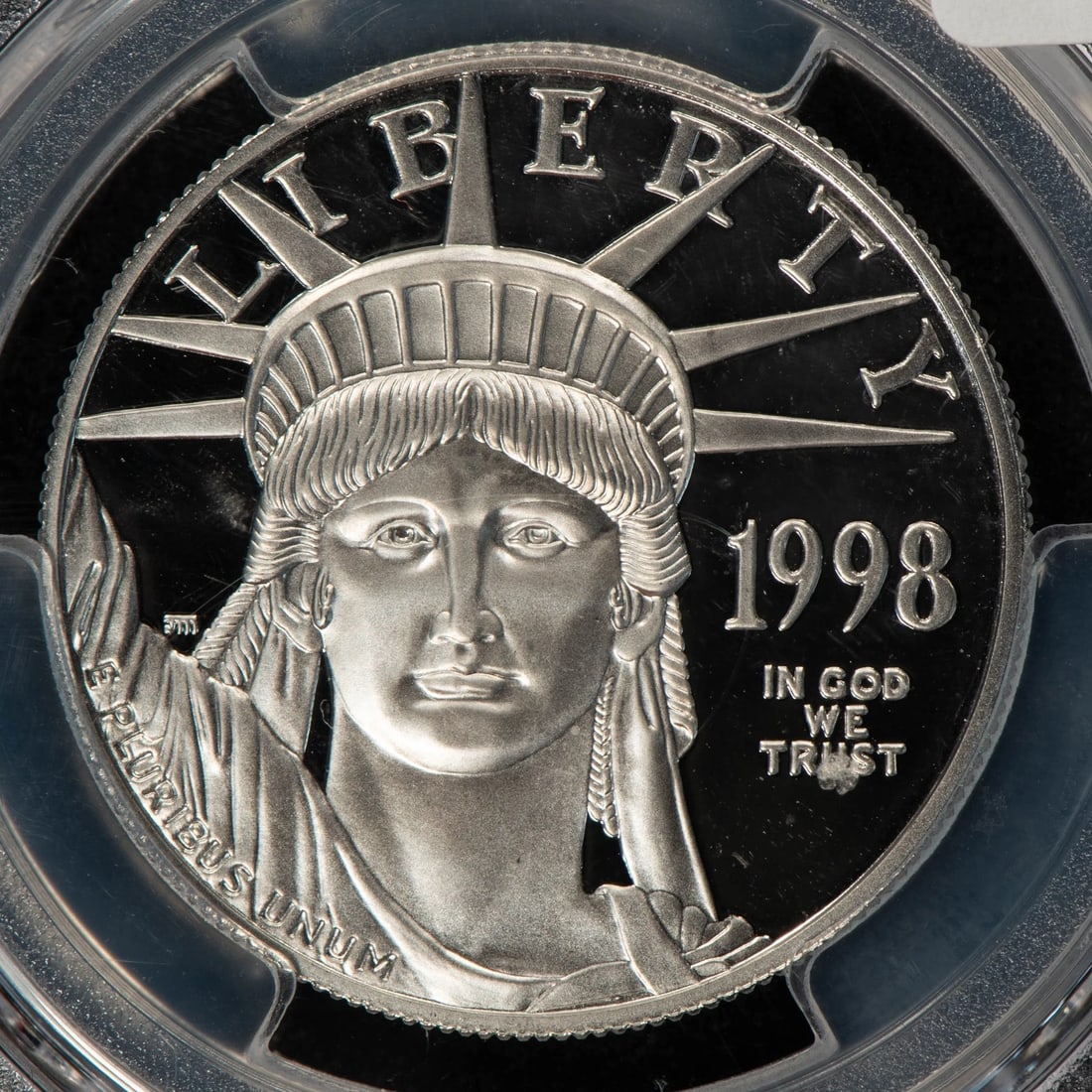 1998-W $100 1 OZ PLATINUM AMERICAN EAGLE PROOF STATUE (1 of 2)