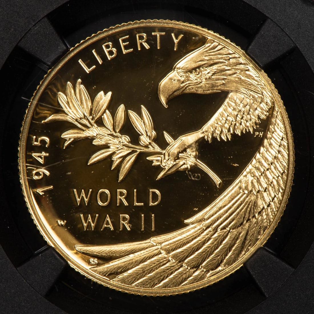 2020-W G$25 1/2 OZ GOLD END 75TH ANNIV WORLD WAR II: 2020-W G$25 1/2 oz Gold End 75th Anniv World War II Brand/Mint: U.S. Mint Year: 2020 Fineness: 0.9999 Country of Origin: United States Accessories: None Accessories Notice: When purchasing pre-own