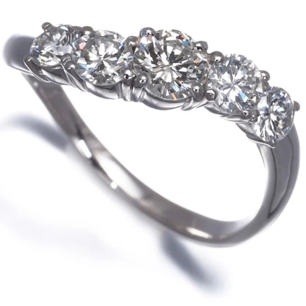 DIAMOND 5P WAVE RING 900 PLATINUM: Diamond 5P Wave Ring 900 Platinum Brand: Unbranded Type: Ring Material: 900 / Platinum Main Stone/Creation Natural Color: Platinum Size: US6-6.25 Accessories: None Accessories Notice: When