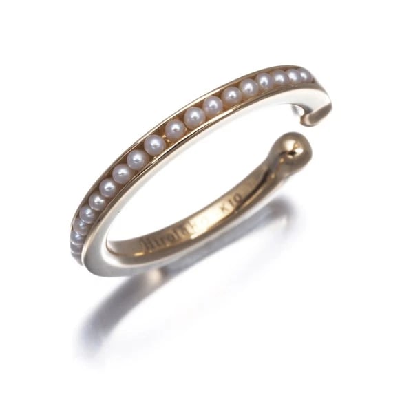 HIROTAKA CULTURED SEED PEARL SINGLE EAR CUFF: Hirotaka Cultured Seed Pearl Single Ear Cuff Brand: Hirotaka Type: Ear Cuff Material: 10K / 416 / Yellow Gold Main Stone/Creation Cultured Color: Yellow Gold Size: Design size: length 19.5 x