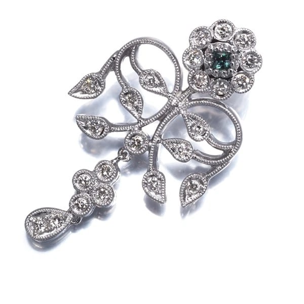 ALEXANDRITE DIAMOND FLOWER MILGRAIN PENDANT: Alexandrite Diamond Flower Milgrain Pendant Brand: Unbranded Type: Pendant Material: 18K / 750 / White Gold Main Stone/Creation Natural Color: White Gold Size: Design size: 33.2 x 18.2mm Bail