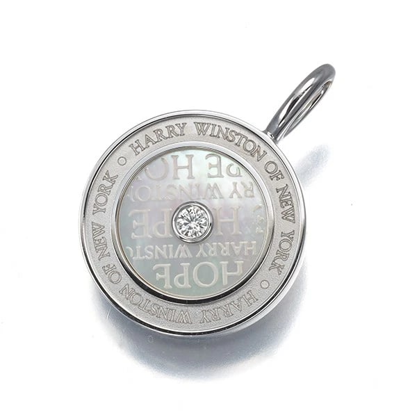 HARRY WINSTON PENDANT DIAMOND HOPE COLLECTION: HARRY WINSTON Pendant Diamond Hope Collection Brand: HARRY WINSTON Type: Pendant Material: 18K / 750 / White Gold Main Stone/Creation Natural Color: White Gold Size: Design Size: Diameter Approxim
