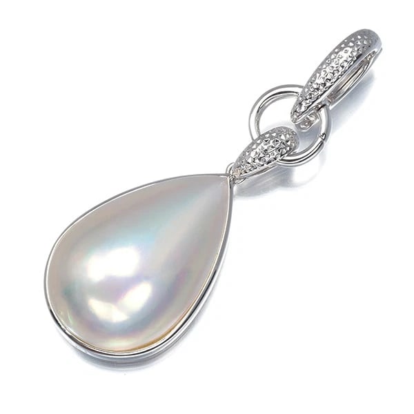 TASAKI PENDANT MABE PEARL 18K 750 WHITE GOLD: TASAKI Pendant Mabe Pearl 18K 750 White Gold Brand: TASAKI Type: Pendant Material: 18K / 750 / White Gold Color: White Gold Size: Design size: 44.1 x 15.2mm Bail inner diameter: 6.5 x 5.2mm Design thi