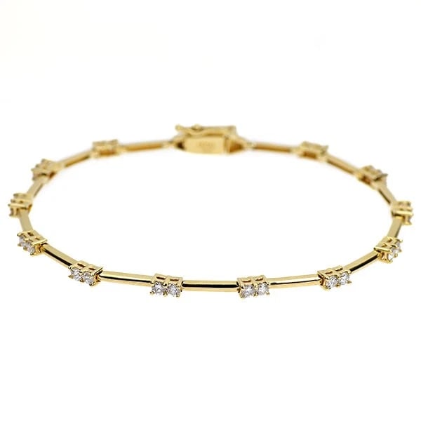 K18YG DIAMOND BRACELET: K18YG diamond bracelet Brand: None Type: bracelets Material: K18YG Color: YG Size: Length 17.5 Length/Width/Diameter2.4 Length/Width/Diameter2.4 Accessories: None Accessories Notice: When