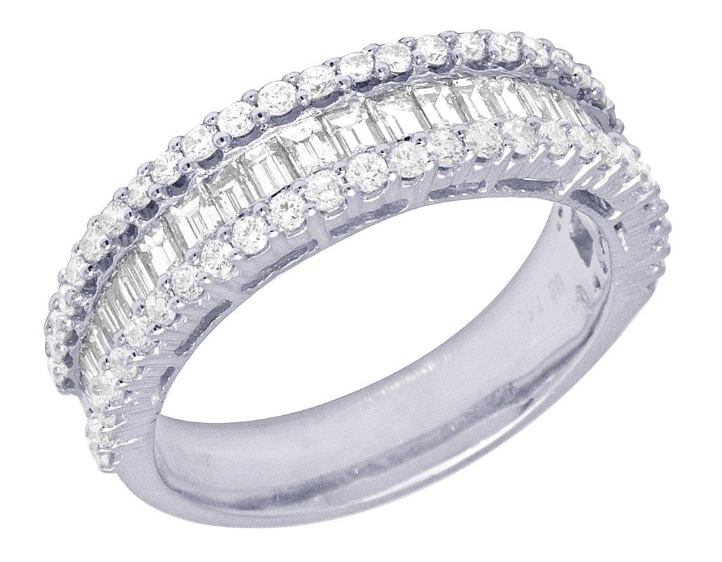 UNISEX 14K WHITE GOLD REAL DIAMOND BAGUETTE RING: Unisex 14K White Gold Real Diamond Baguette Ring Brand: None Type: Ring Material: 14K White Gold Main Stone/Creation Natural Color: White Size: 7 US Accessories: None Accessories Notice: When