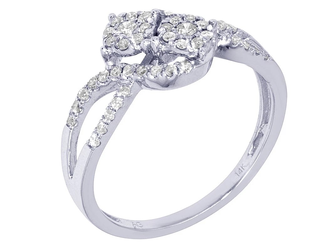 ROUND DOUBLE CLUSTER REAL DIAMOND RING (1 of 3)