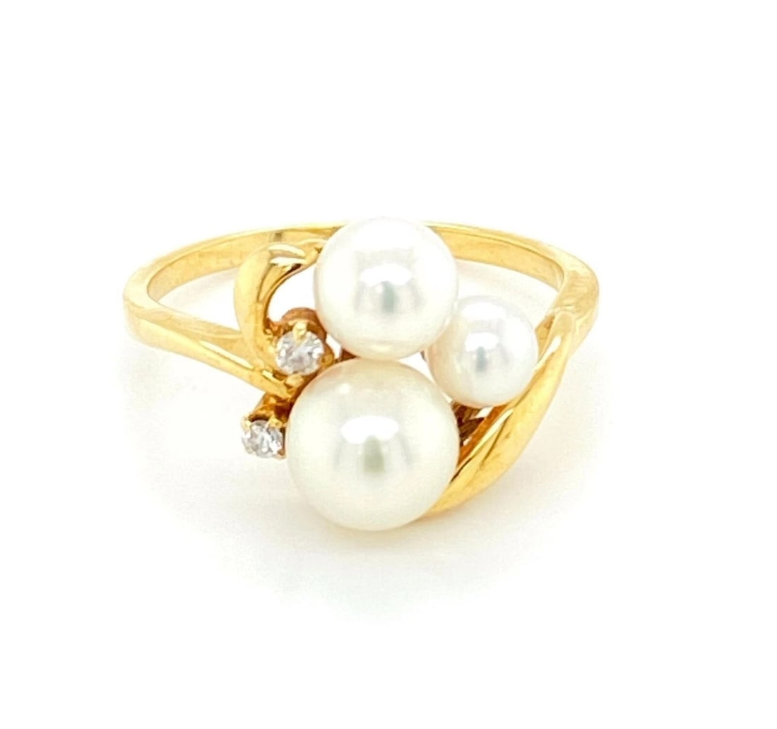 MIKIMOTO AKOYA PEARLS DIAMOND RING: Mikimoto Akoya Pearls Diamond Ring Brand: Mikimoto Type: Ring Material: 18k yellow gold Color: None Size: 3.5 US Accessories: None Accessories Notice: When purchasing pre-owned goods, plea