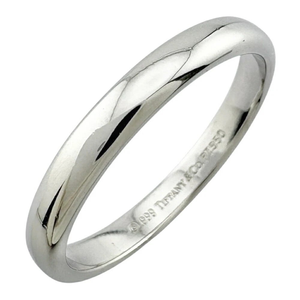 TIFFANY & CO CLASSIC BAND RING PT950 PLATINUM: Tiffany & Co Classic Band Ring Pt950 Platinum Brand: Tiffany & Co. Type: Ring Material: Platinum (Pt950) Color: Silver Size: US: 8.5 Accessories: None Accessories Notice: When purchasing p