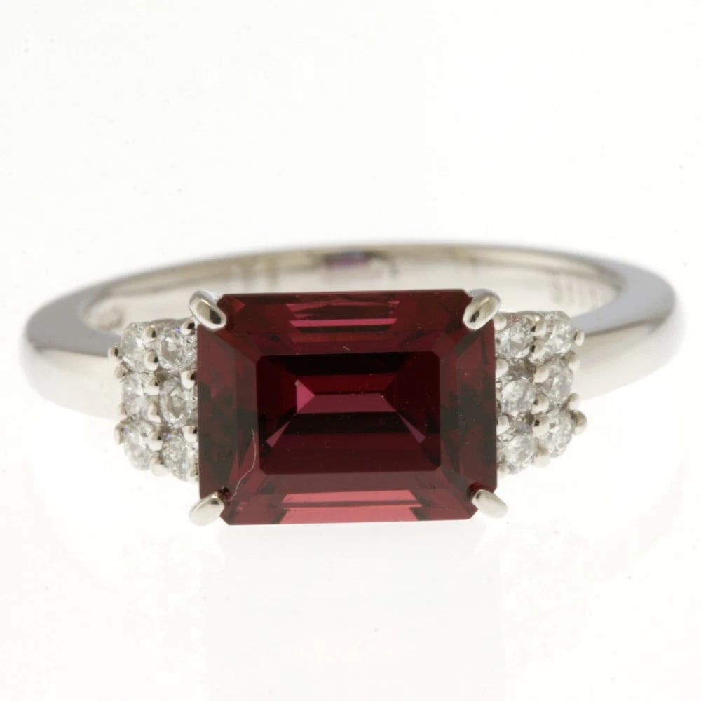 RING PT900PLATINUM GARNET (1 of 3)
