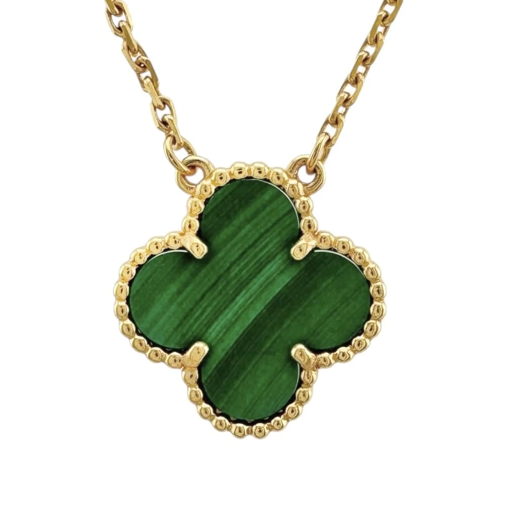 VAN CLEEF & ARPELS NECKLACE K18: Van Cleef & Arpels Necklace K18 Brand: Van Cleef & Arpels Type: Necklace Material: K18 yellow gold Main Stone/Creation Malachite Color: gold Size: Size(CM) Total Length:42cm Chain width:1.0mm Adju