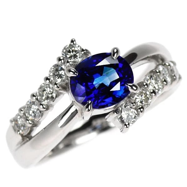 PT900 SAPPHIRE DIAMOND RING (1 of 2)