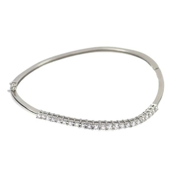 K18WG DIAMOND BANGLE: K18WG diamond bangle Brand: None Type: bangles Material: K18WG Color: WG Size: Necklace: Chain Length 17 Length/Width/Diameter3.1 Width/Thickness4.0 Accessories: None Accessories Notice: When