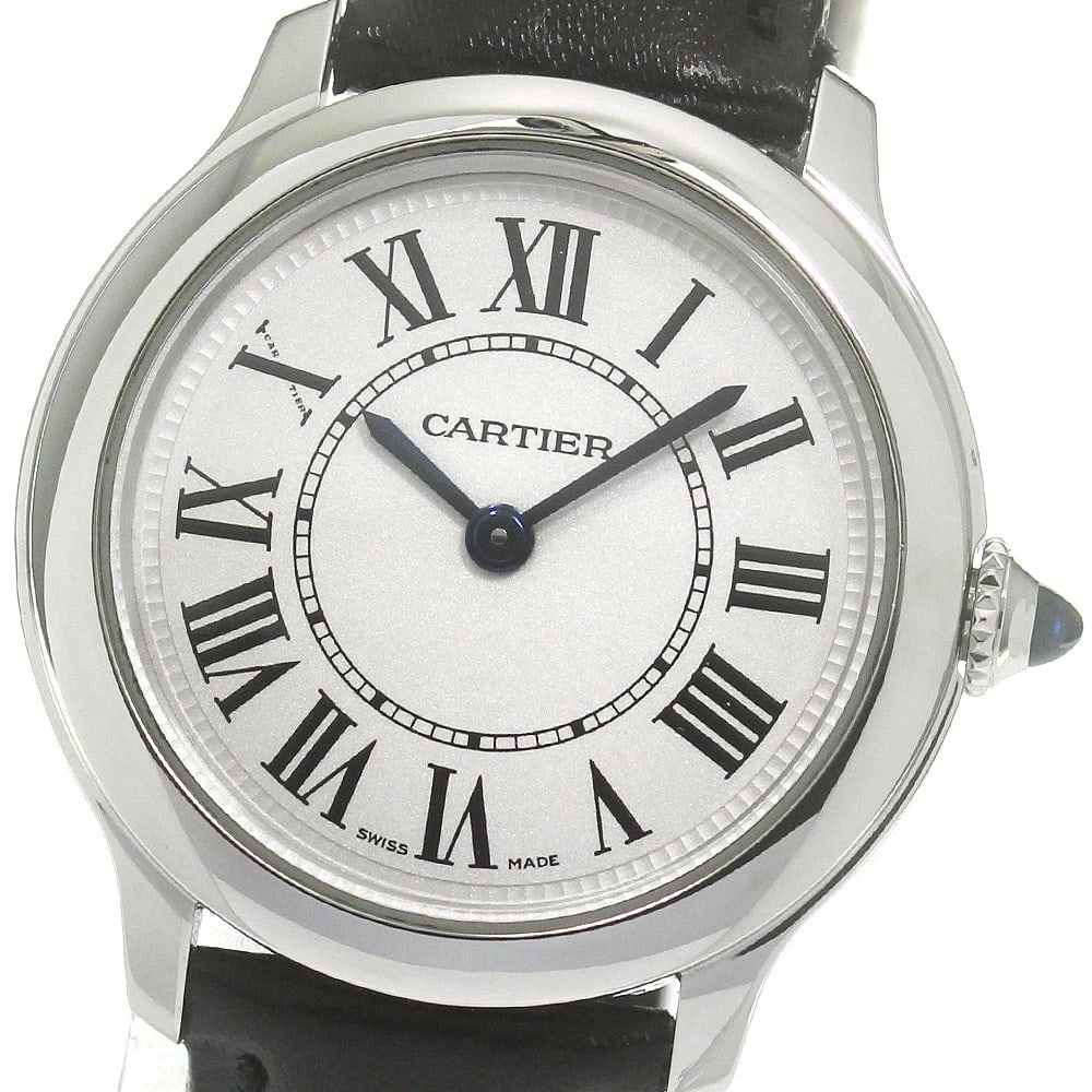 CARTIER RONDE MUST DE CARTIESILVER DIAL QUARTZ BOY'S WATCH: CARTIER Ronde Must de CartieSilver Dial Quartz Boy's Watch Brand: CARTIER Type: Wristwatch Material: Band Material leather, Case Material Stainless Steel / leather Color: Band Color black, Dial