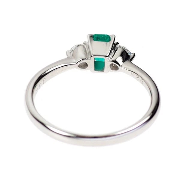 PT900 EMERALD DIAMOND RING - 2