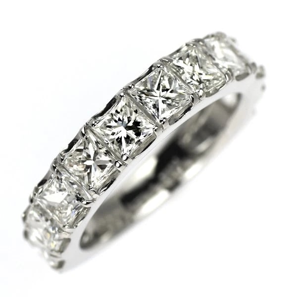 PT900 PRINCESS CUT DIAMOND RING: Pt900 Princess Cut Diamond Ring Brand: None Type: ring Material: Pt900 Color: none Size: 6 US Accessories: None Accessories Notice: When purchasing pre-owned goods, please refer to the pho