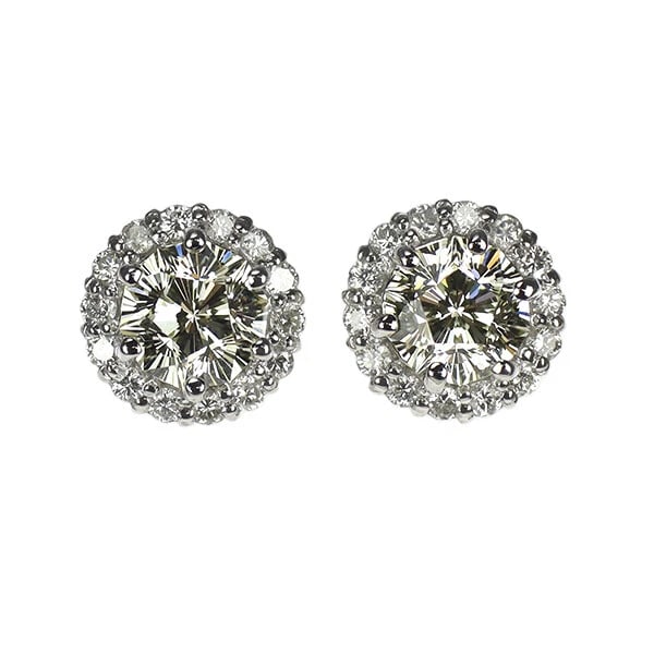 PT900/ PT950 SAKURA CUT DIAMOND EARRINGS: Pt900/ Pt950 Sakura Cut Diamond Earrings Brand: None Type: piercing Material: Pt900/ Pt950 Color: None Size: Length/Width/Diameter 7.9 Accessories: None Accessories Notice: When purchasing