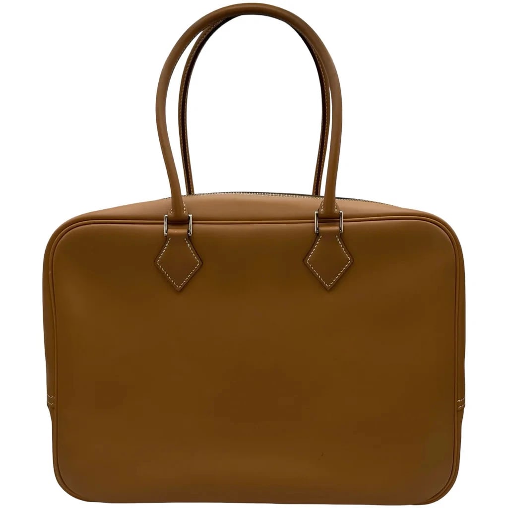 HERMES PLUME 32 HANDBAG CHAMONIX: HERMES Plume 32 Handbag Chamonix Brand: HERMES Type: Womwns Bag Material: Chamonix Color: Natural silver hardware Size: Width (approx.): 32cm Height (approx.): 22.5cm Depth (approx.): 10.5cm Acce