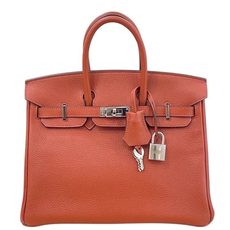 HERMES BIRKIN 25 VERSO Z STAMP TOGO LEATHER QUBE: HERMES Birkin 25 Verso Z Stamp Togo Leather Qube Brand: HERMES Type: Womwns Bag Material: Toriyon Novillo Color: Cubicle Beige / Silver Hardware Size: Width (approx.): 25cm Height (approx.): 18cm