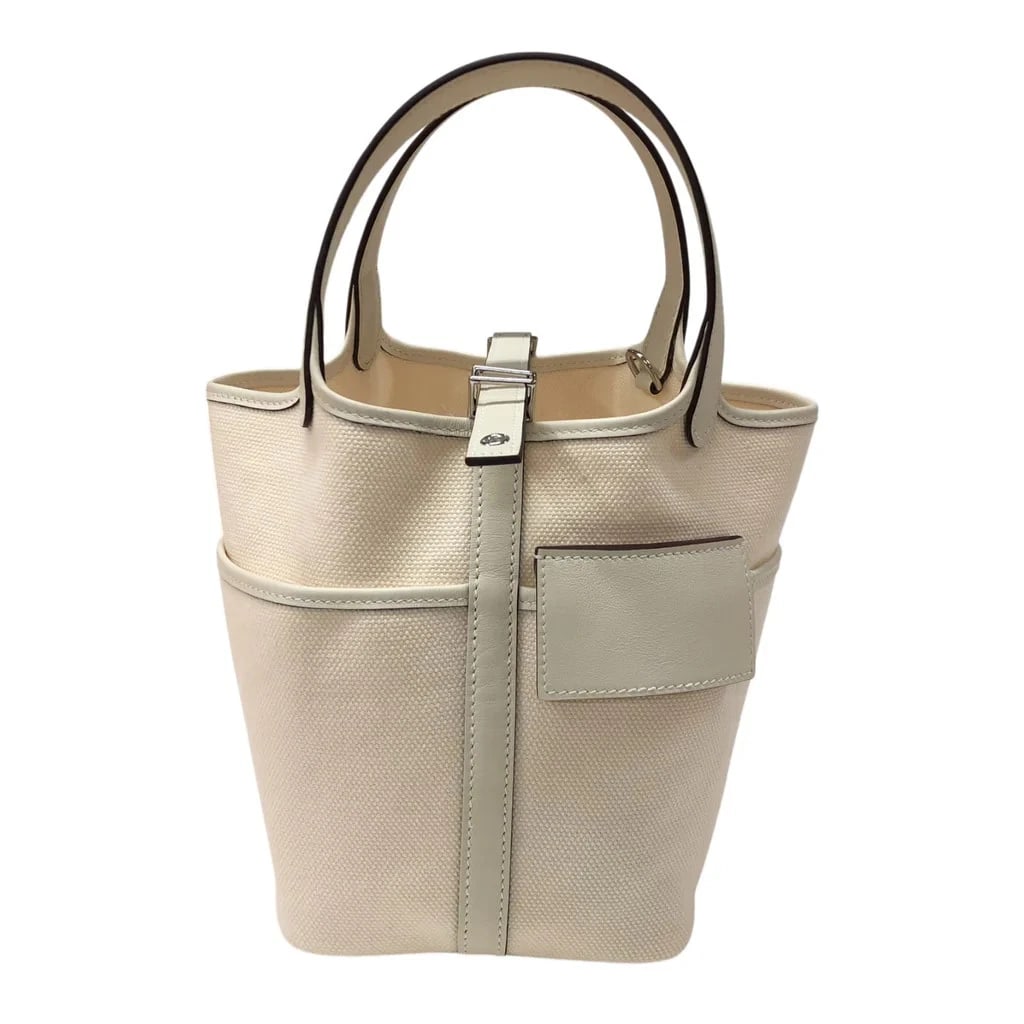 HERMES PICOTIN LOCK PM CARGO U STAMP TOGO LEATHER: HERMES Picotin Lock PM Cargo U Stamp Togo Leather Brand: HERMES Type: Womwns Bag Material: Toile/Swift Color: Nata Silver Hardware Size: Width (approx.): 18cm Height (approx.): 18cm Depth (approx.