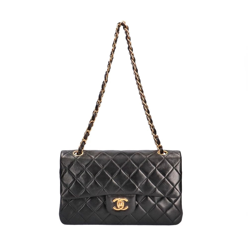 CHANEL W FLAP W CHAINSHOULDER SHOULDER BAG LAMBSKIN: CHANEL W flap W ChainShoulder Shoulder Bag lambskin Brand: CHANEL Type: Shoulder Bag Material: Exterior Material lambskin Color: Exterior Color black Size: W9.3 x H5.5 x D2.8inch Accessories: None