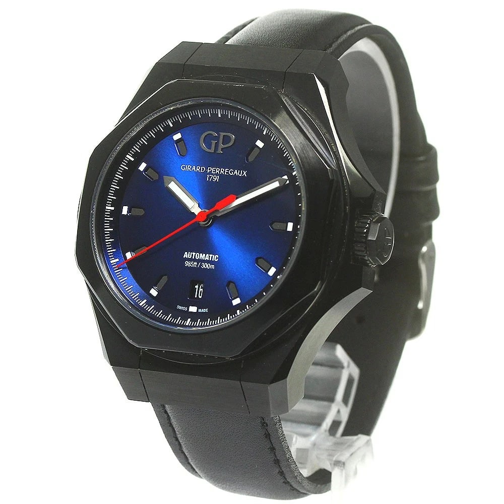 GIRARD PERREGAUX LAUREATO DATE WATCH: GIRARD PERREGAUX Laureato Date Watch Brand: GIRARD PERREGAUX Type: wristwatch Material: Case Material: Titanium Belt Material: Leather Color: Dial Color Navy Size: Case Size (W): Approx. 44mm Belt Siz