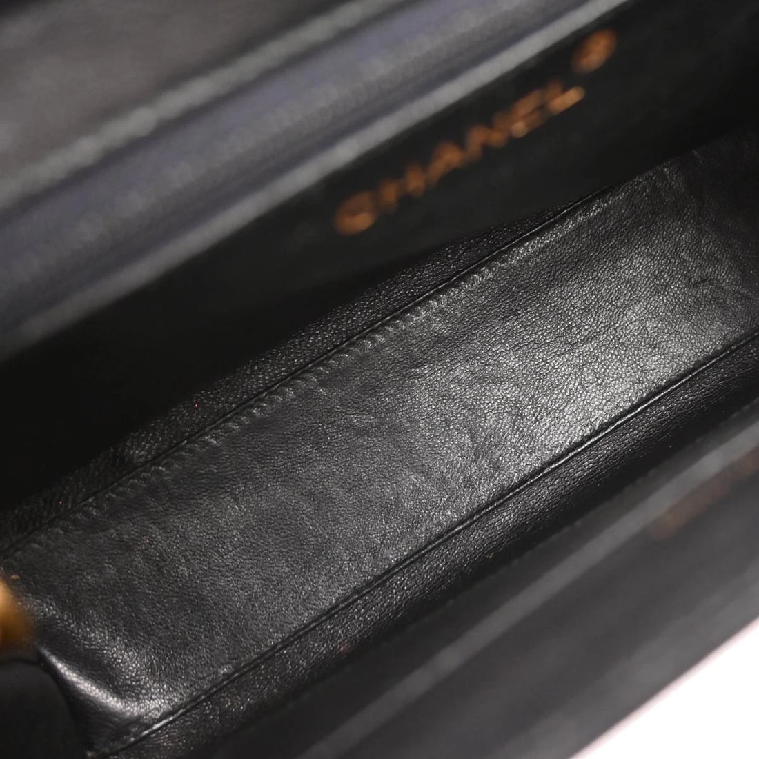CHANEL BLACK CALFSKIN HANDBAG - 7