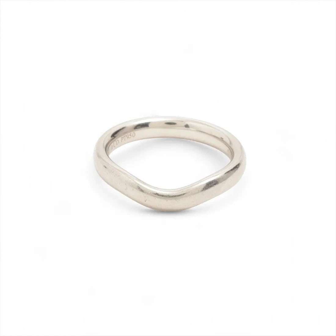 TIFFANY CURVED BAND RING PT95.: Tiffany Curved Band Ring Pt95. Brand: Tiffany Type: Ring Material: Pt950, Color: White Size: 4.5 US Accessories: None Accessories Notice: When purchasing pre-owned goods, please refer to the photos