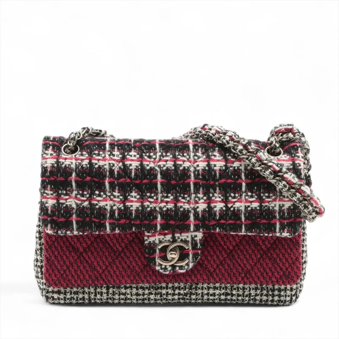 CHANEL MATELASSE TWEED DOUBLE FLAP DOUBLE CHAIN BAG: Chanel Matelasse Tweed Double Flap Double Chain Bag Brand: Chanel Type: Shoulder bag Material: Tweed Color: Black x white x red Size: Height:7.1inchLength:10.8inchDepth:3.1inch Accessories: None <