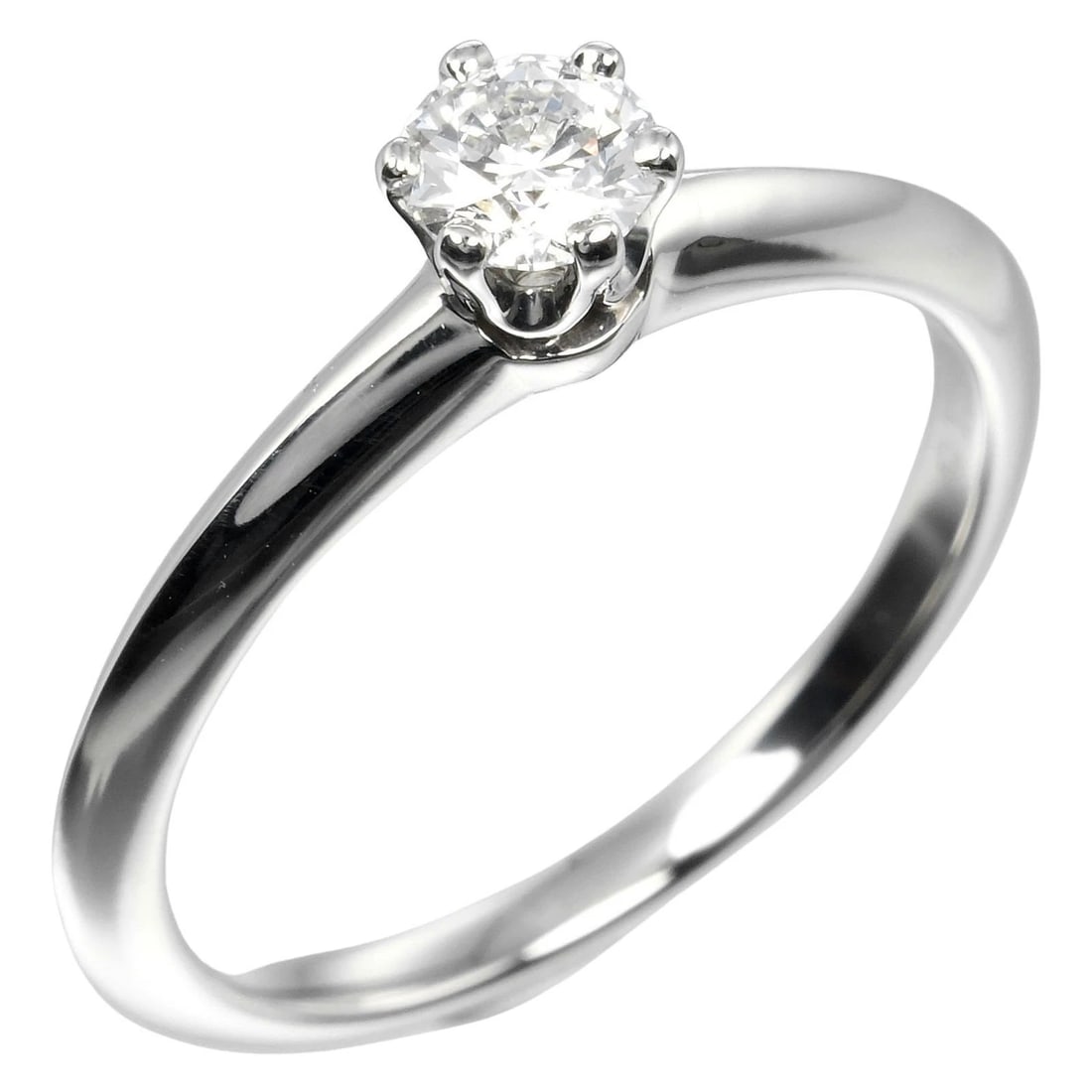 TIFFANY & CO. SOLITAIRE PT950 RING: Tiffany & Co. Solitaire Pt950 Ring Brand: Tiffany & Co. Type: Ring Material: Pt950 platinum, Main Stone/Creation Natural Color: Platinum Size: US Size No. 4.5 Accessories: None Accessorie