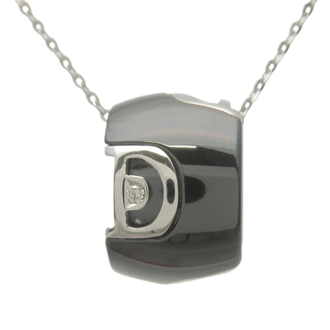 DAMIANI D ICON 1P NECKLACE 18K WG CERAMIC: Damiani D Icon 1P Necklace 18K WG Ceramic Brand: Damiani Type: Necklace Material: 18K WG, Color: White gold, black Size: [Top] W10.0 × H14.9 × D.2mm [Chain length (neck circumference)] 50.0cm Acc