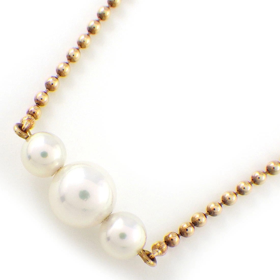MIKIMOTO NECKLACE BALL CHAIN 3 POINT AKOYA PEARL: "MIKIMOTO Necklace Ball Chain 3 Point Akoya Pearl Brand: MIKIMOTO Type: Necklace Material: 750(18K) Yellow Gold, Main Stone/Creation Akoya Pearl Color: Yellow Gold Size: Chain Length : 14.96""(inches)