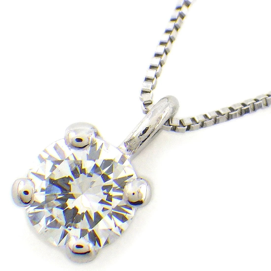 FINE JEWELRY NECKLACE SOLITAIRE 1 POINT ROUND: "Fine Jewelry Necklace Solitaire 1 Point Round Brand: Fine Jewelry Type: Necklace Material: PT900 PlatinumPT850 Platinum, PT900 PlatinumPT850 Platinum, Main Stone/Creation Natural Color: Platinum Size