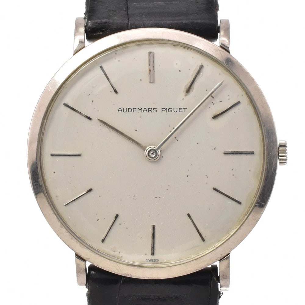 AUDEMARS PIGUET K18WG WATCH: AUDEMARS PIGUET K18WG Watch Brand: AUDEMARS PIGUET Type: Wristwatch Material: Case Material K18WG, Band Material leather Color: Case Color Silver, Dial Color Silver, Band color black Size: Case size A