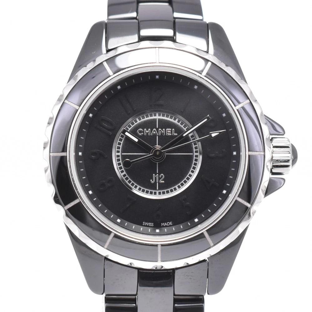 CHANEL J12 BLACK QUARTZ WATCH: CHANEL J12 black Quartz Watch Brand: CHANEL Type: Wristwatch Material: Case Material Ceramic / Stainless Steel, Band Material ceramic Color: Case Color Black / Silver, Dial Color black, Band color bla